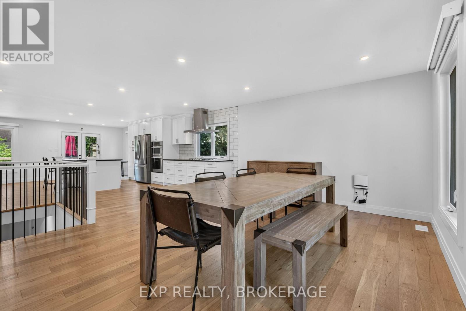 1146 DUNHAM STREET - Image 12