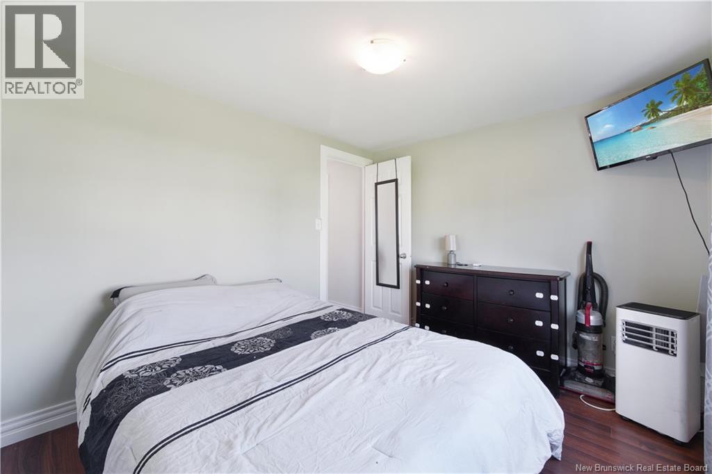 43 Darrell Avenue - 13