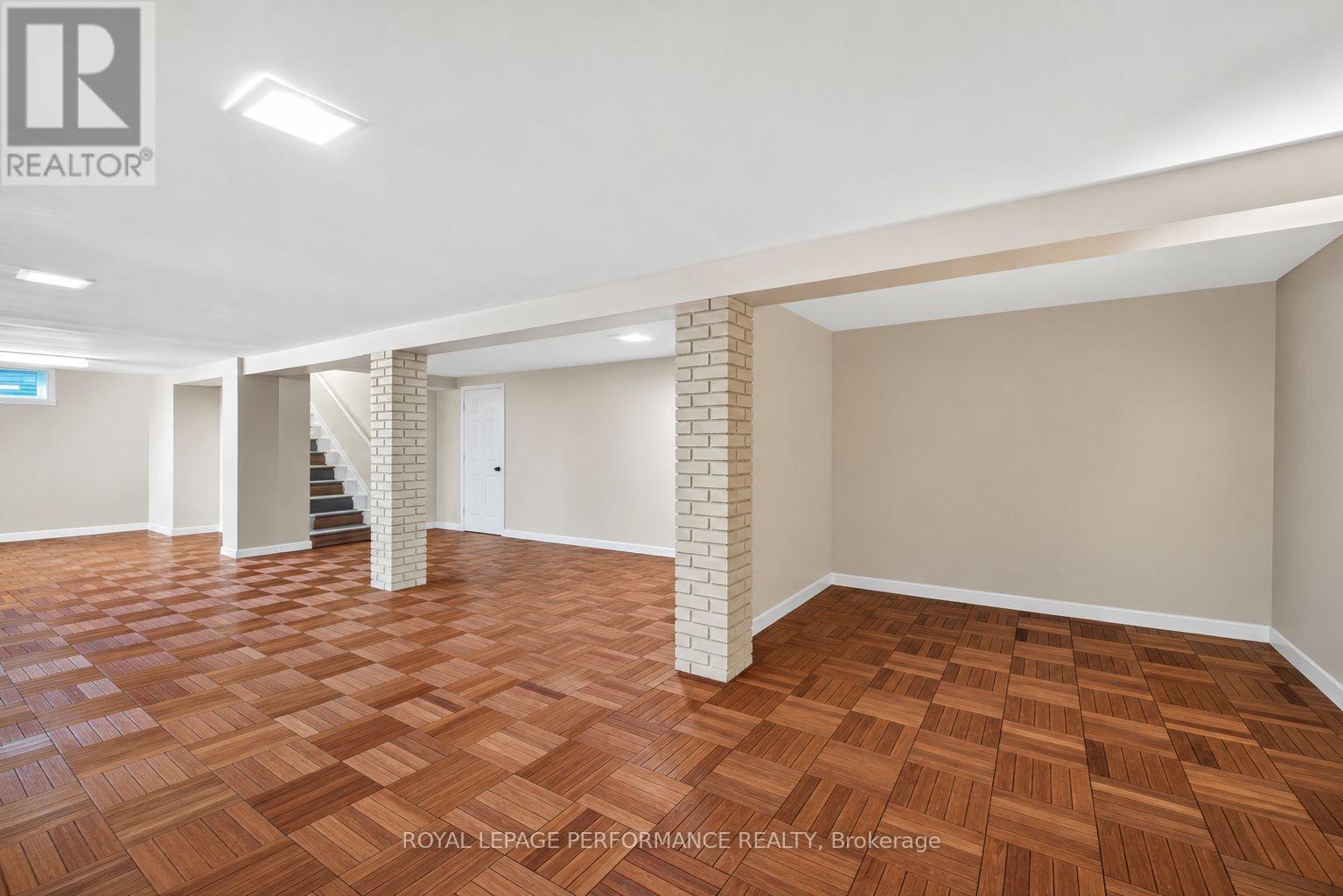 81 FRONT ROAD - Image 33