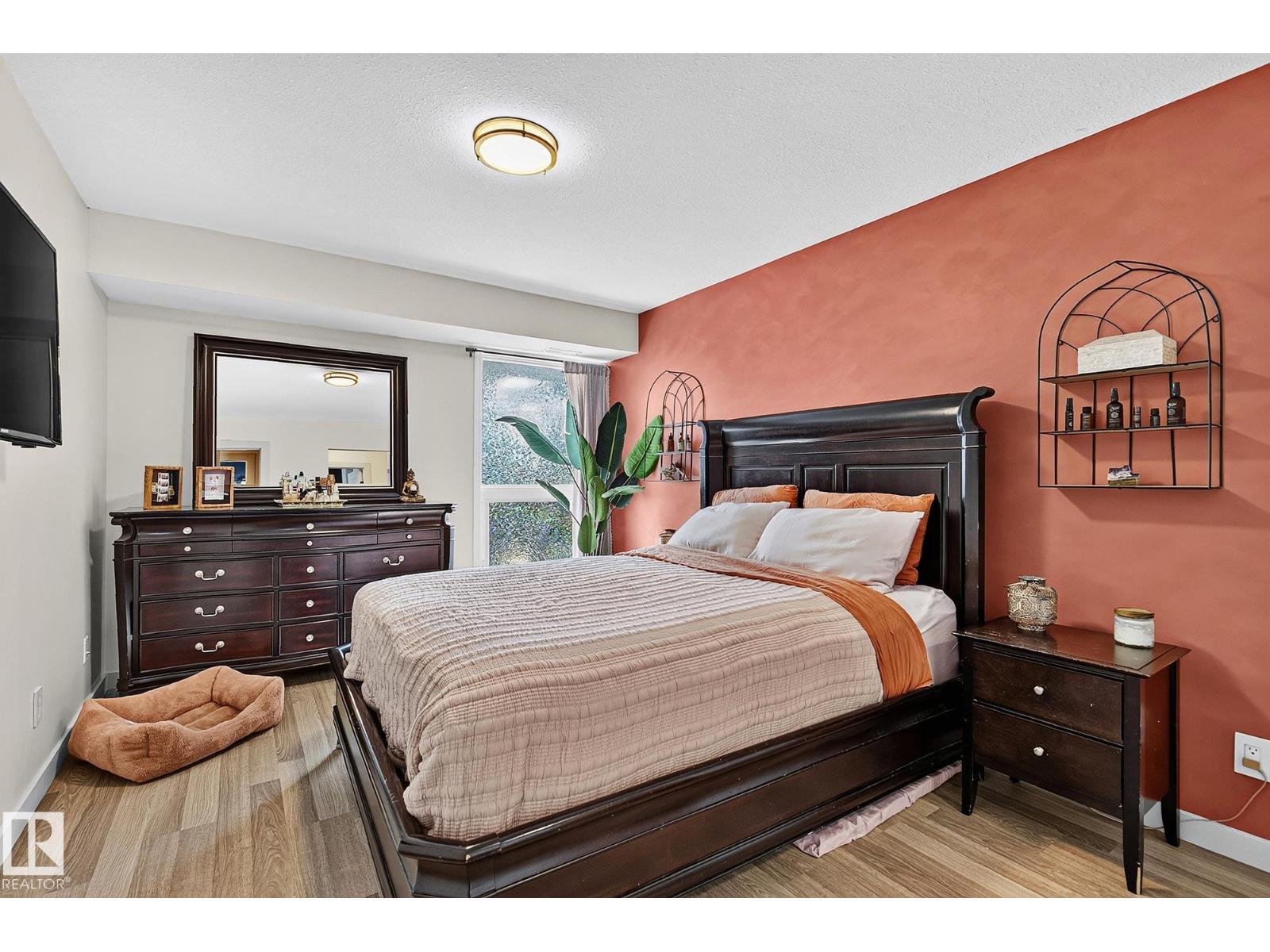 #29 2115 118 ST NW - 38