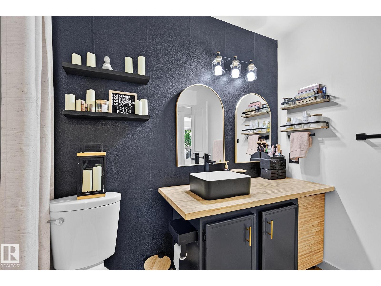#29 2115 118 ST NW - 49