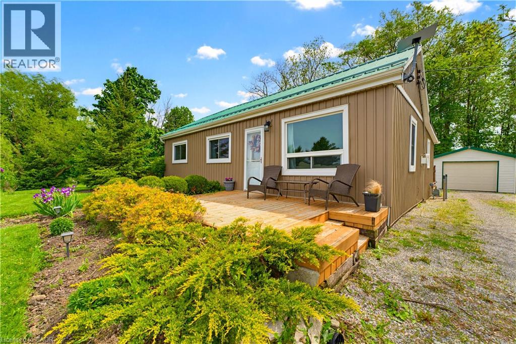 1390 MCKENZIE Road - 4