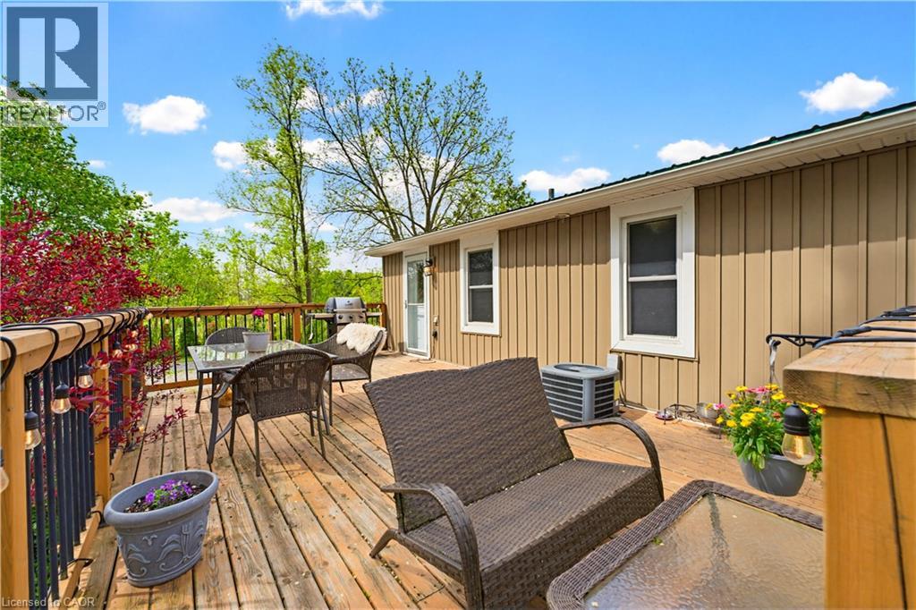 1390 MCKENZIE Road - 22