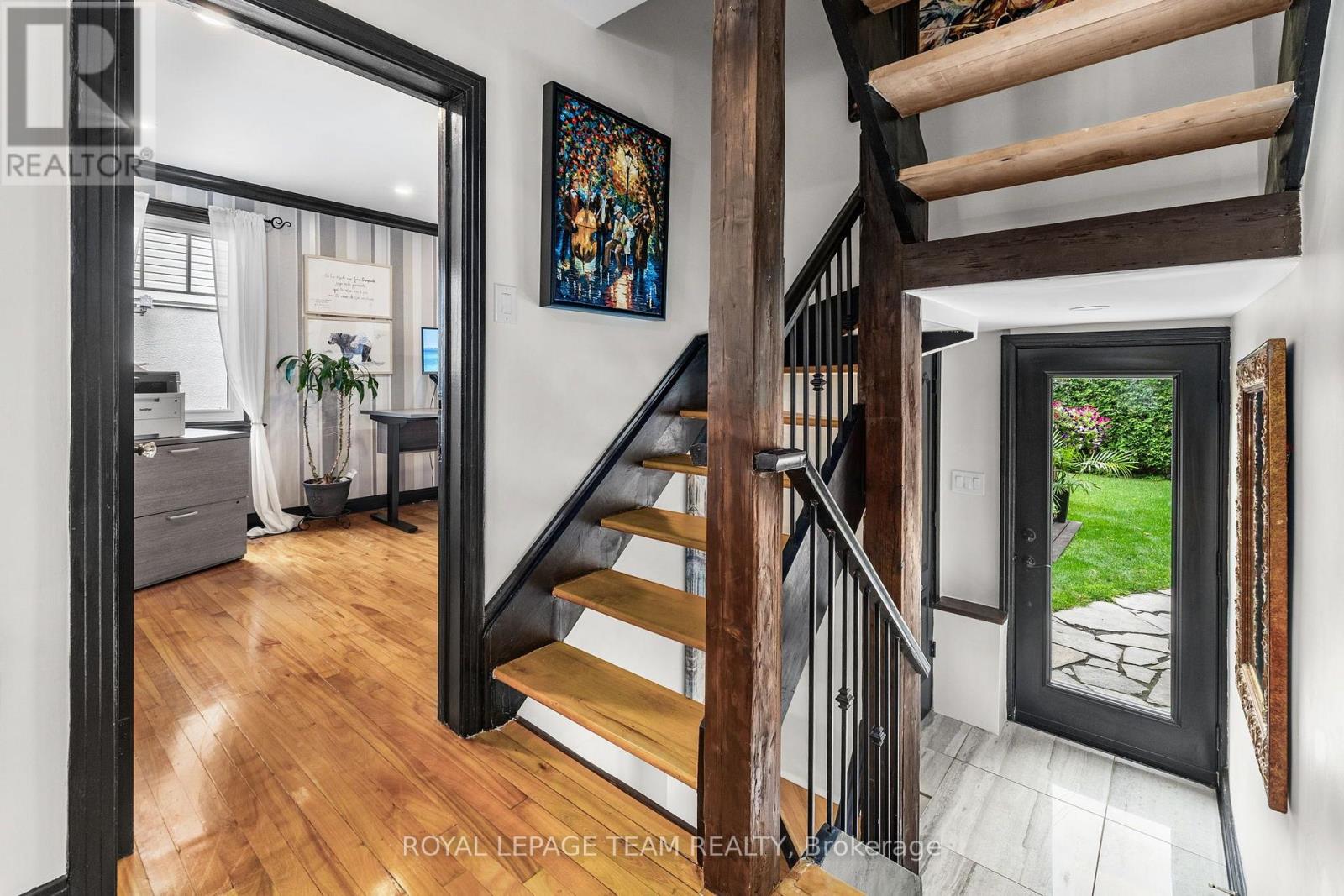 3 Bed, 3 Bath House for Sale in Ottawa – 185 CAMELIA AVENUE, Ottawa – MLS# X13648540 - Image 14
