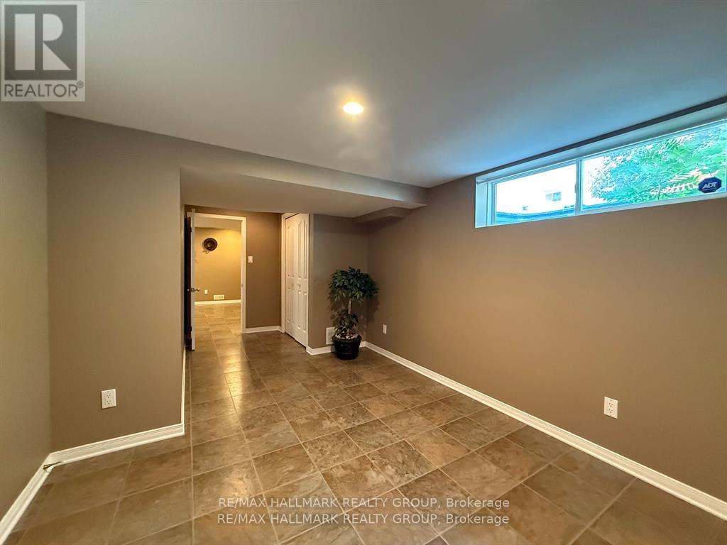 5 Bed, 3 Bath House for Rent in Ottawa – 1111 LICHEN AVENUE, Ottawa – MLS# X13648572 - Image 25