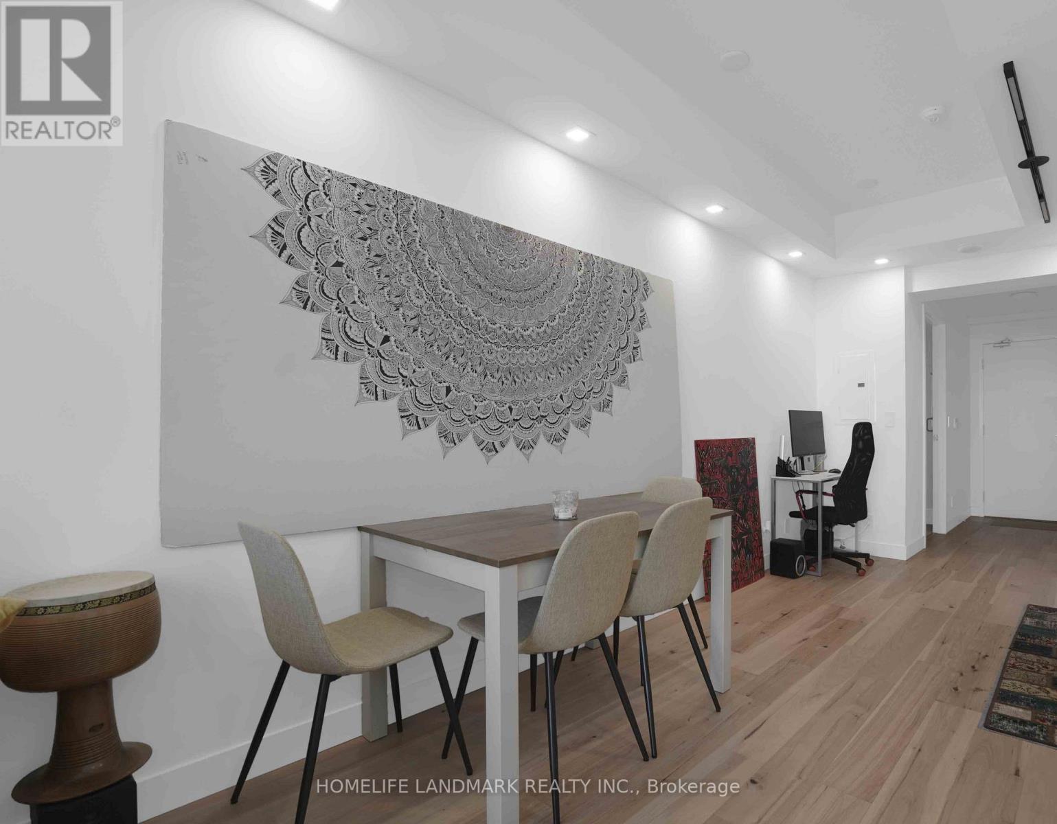#5207 14 YORK STREET - 6