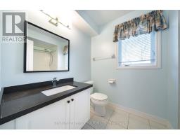 22 William Poole Way, Toronto, ON M2N7A7 Photo 20