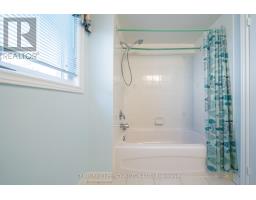 22 William Poole Way, Toronto, ON M2N7A7 Photo 21