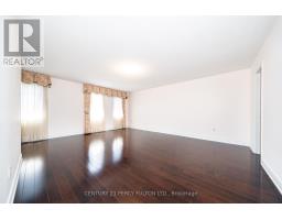 22 William Poole Way, Toronto, ON M2N7A7 Photo 24