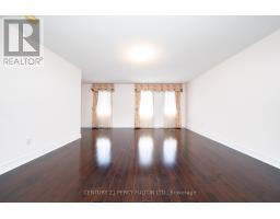 22 William Poole Way, Toronto, ON M2N7A7 Photo 25