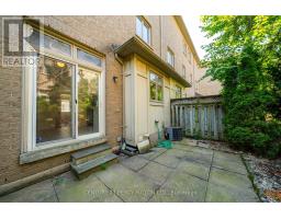 22 William Poole Way, Toronto, ON M2N7A7 Photo 33
