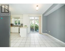22 William Poole Way, Toronto, ON M2N7A7 Photo 9