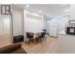 34 Rodda Boulevard, Toronto, ON M1E2Z6 Photo 7