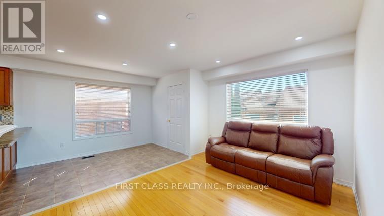 570 HOOVER PARK DRIVE - 11