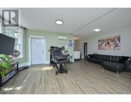 102 A & B - 170 Bradford Street, Barrie, ON L4N3B5 Photo 11