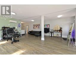 102 A & B - 170 Bradford Street, Barrie, ON L4N3B5 Photo 15