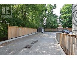 102a - 170 Bradford Street, Barrie, ON L4N3B5 Photo 11
