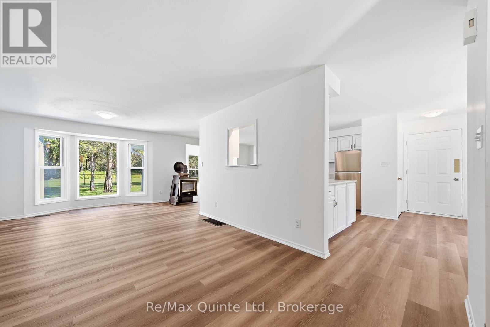 1076 MASSASSAUGA ROAD - Image 11