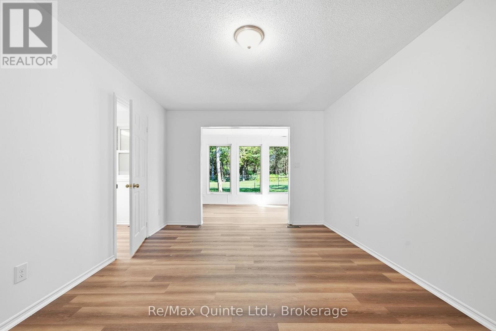 1076 MASSASSAUGA ROAD - Image 22