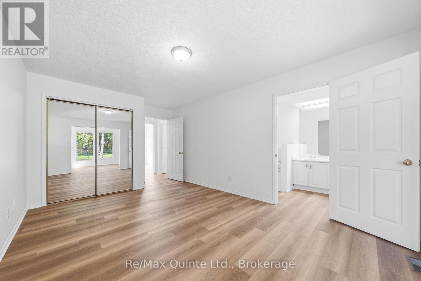 1076 MASSASSAUGA ROAD - 24
