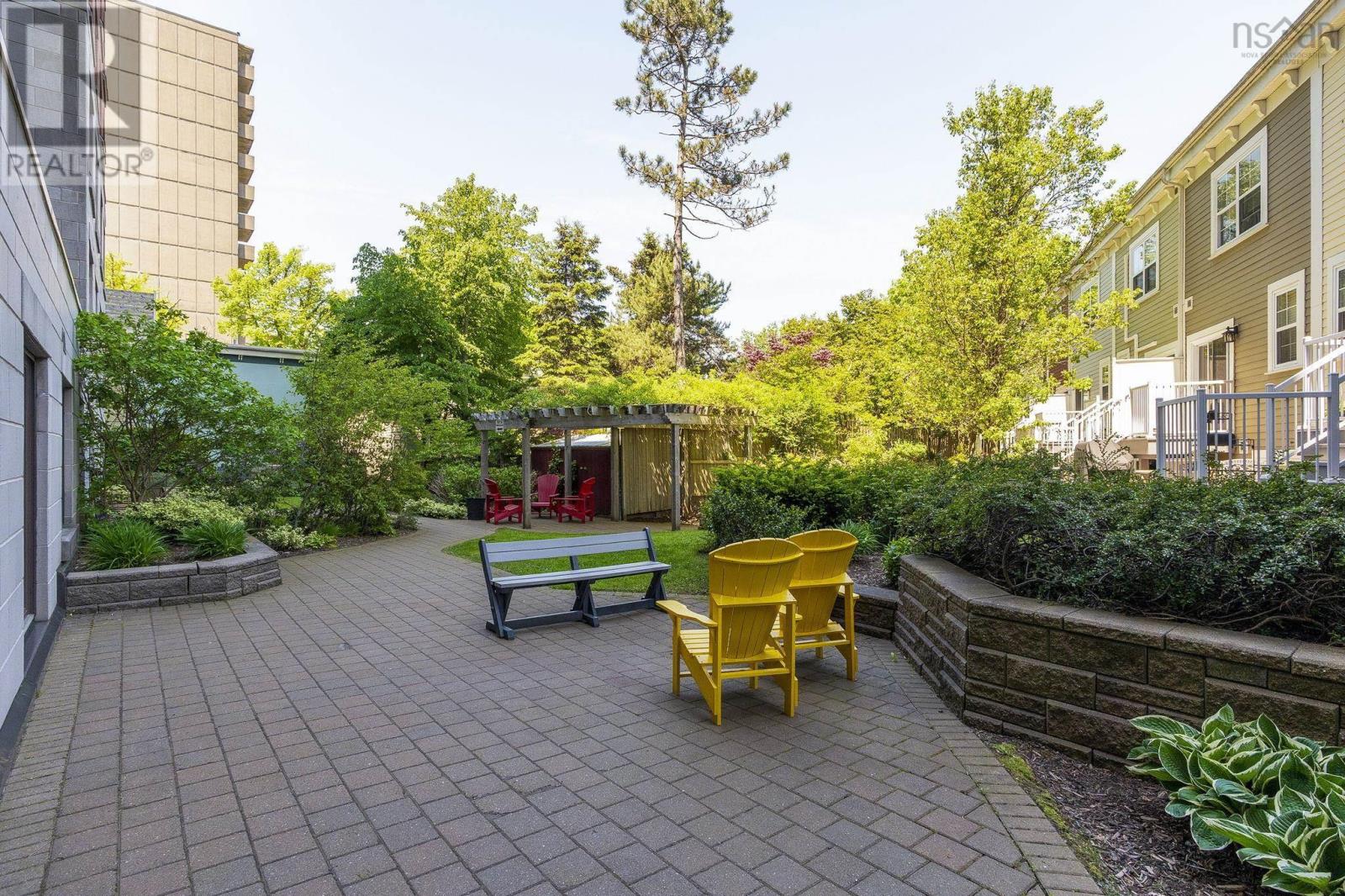 #402 5839 Cunard Street - 42