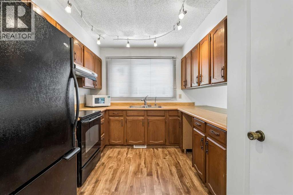 1491 Berkley Drive NW - Image 4