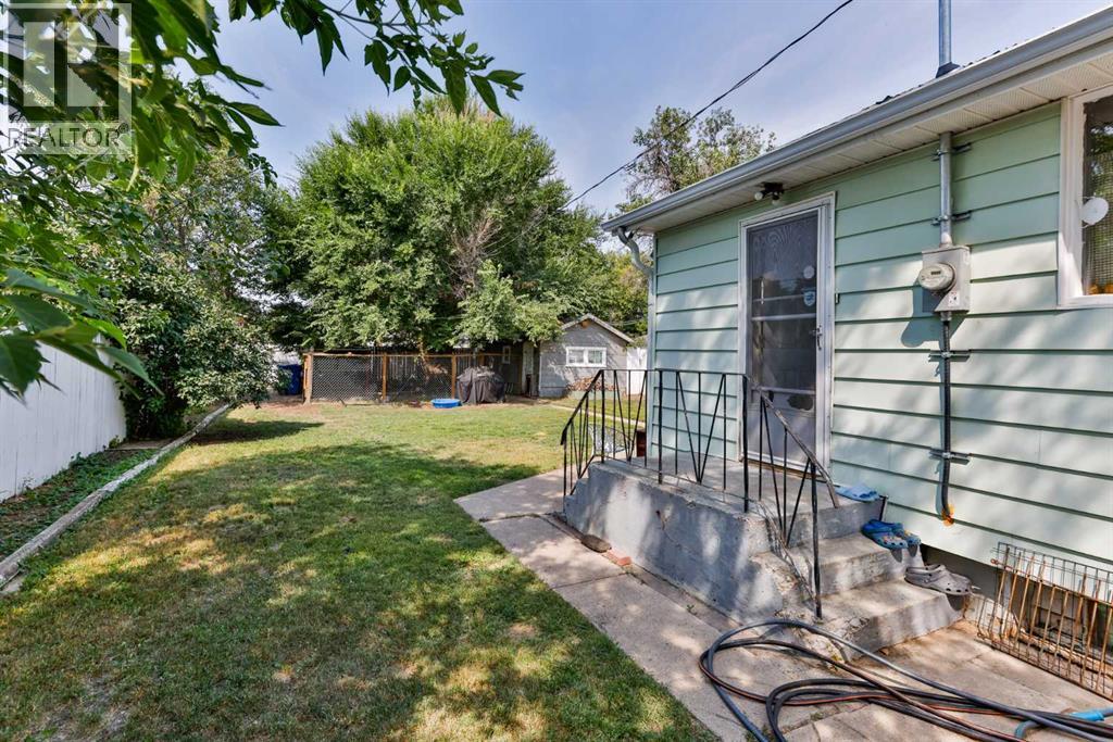 710 15 Street North - Photo 19