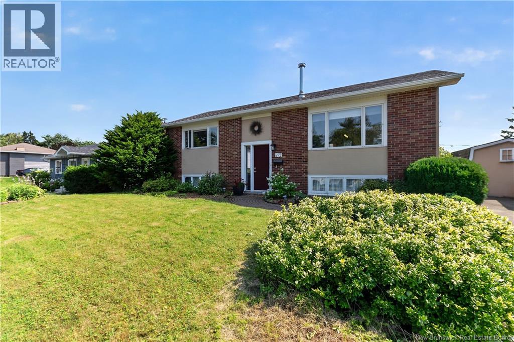 223 Edgett Avenue - 2