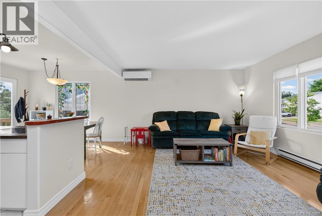 223 Edgett Avenue - 7