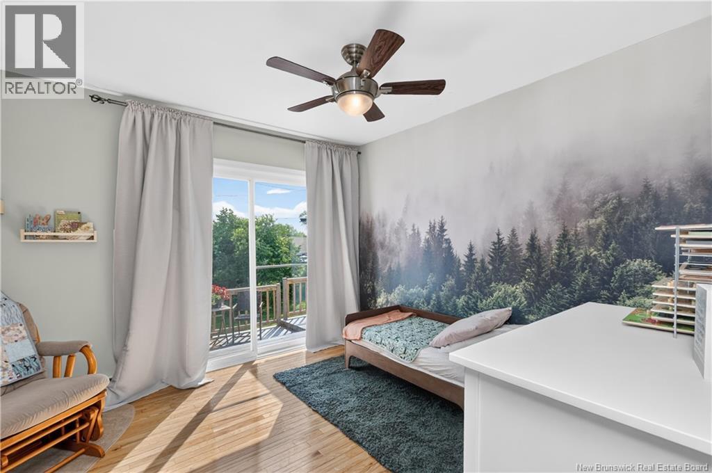 223 Edgett Avenue - 20