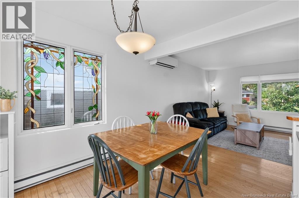 223 Edgett Avenue - 15