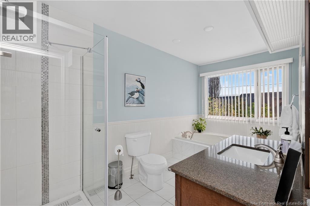 223 Edgett Avenue - 26