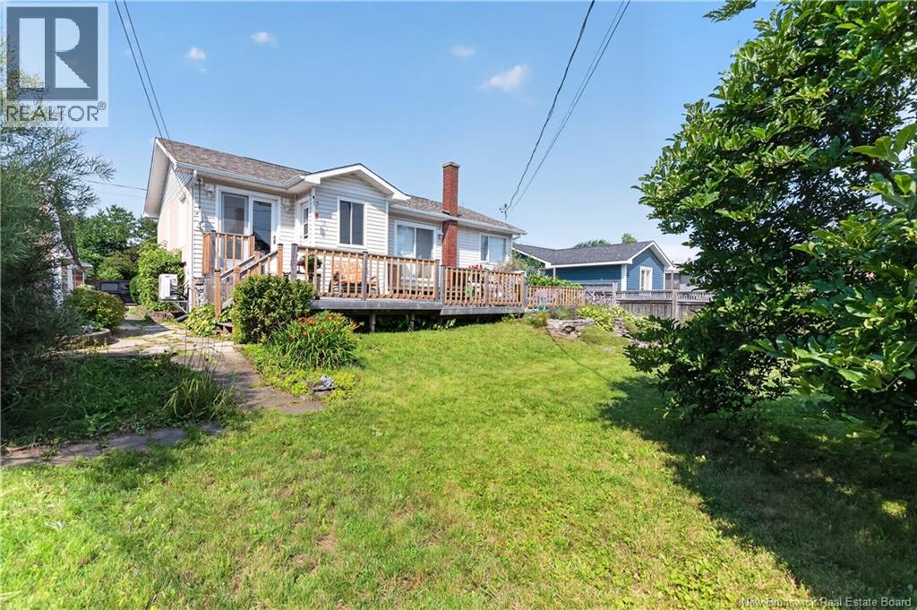 223 Edgett Avenue - 38