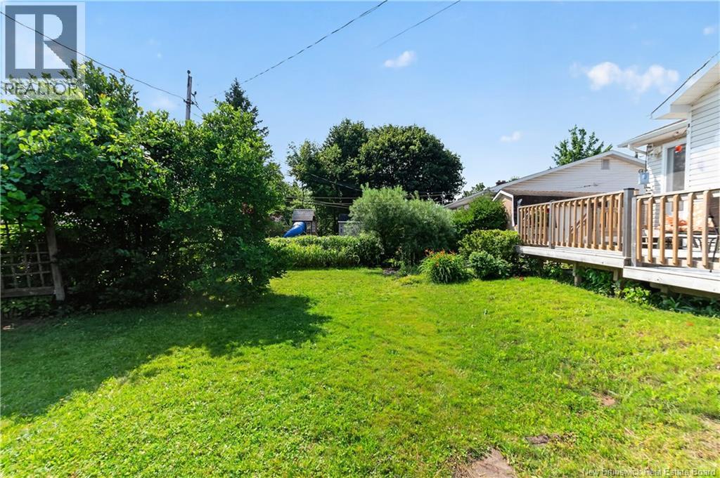 223 Edgett Avenue - 45