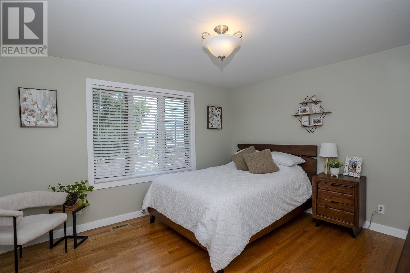 239 CARIBOU CRES - Image 18