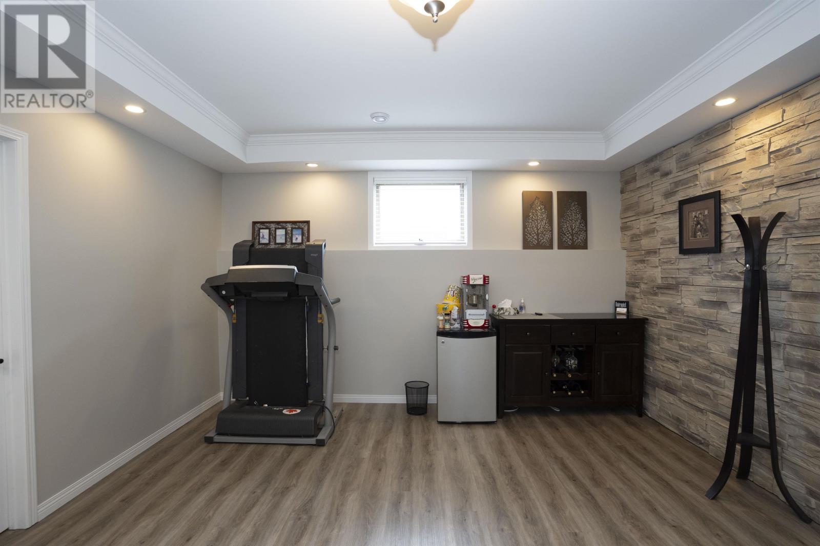 239 CARIBOU CRES - Image 30