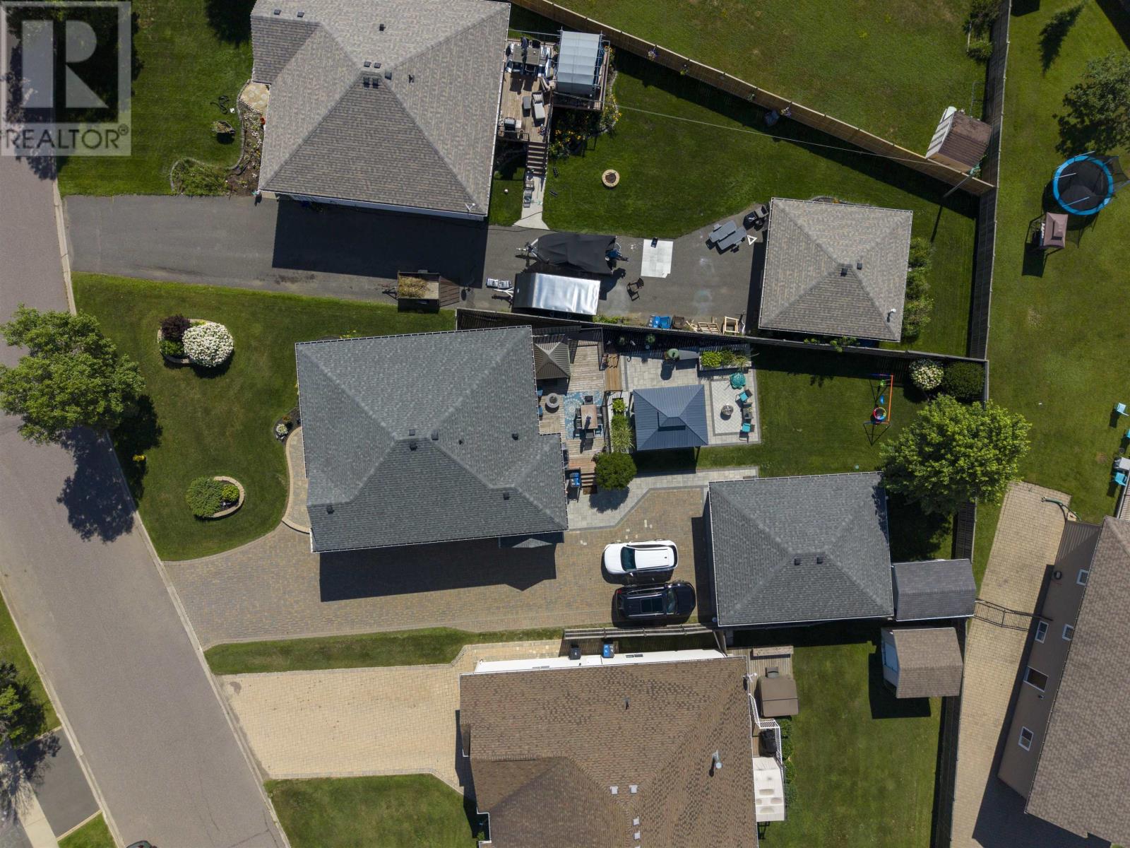 239 CARIBOU CRES - Image 41