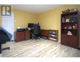 33 Warbury Street thumbnail 12