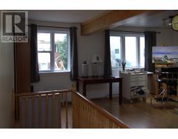 33 Warbury Street thumbnail 15