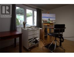 33 Warbury Street thumbnail 16