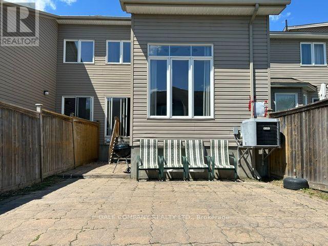 149 TANDALEE CRESCENT S - 21