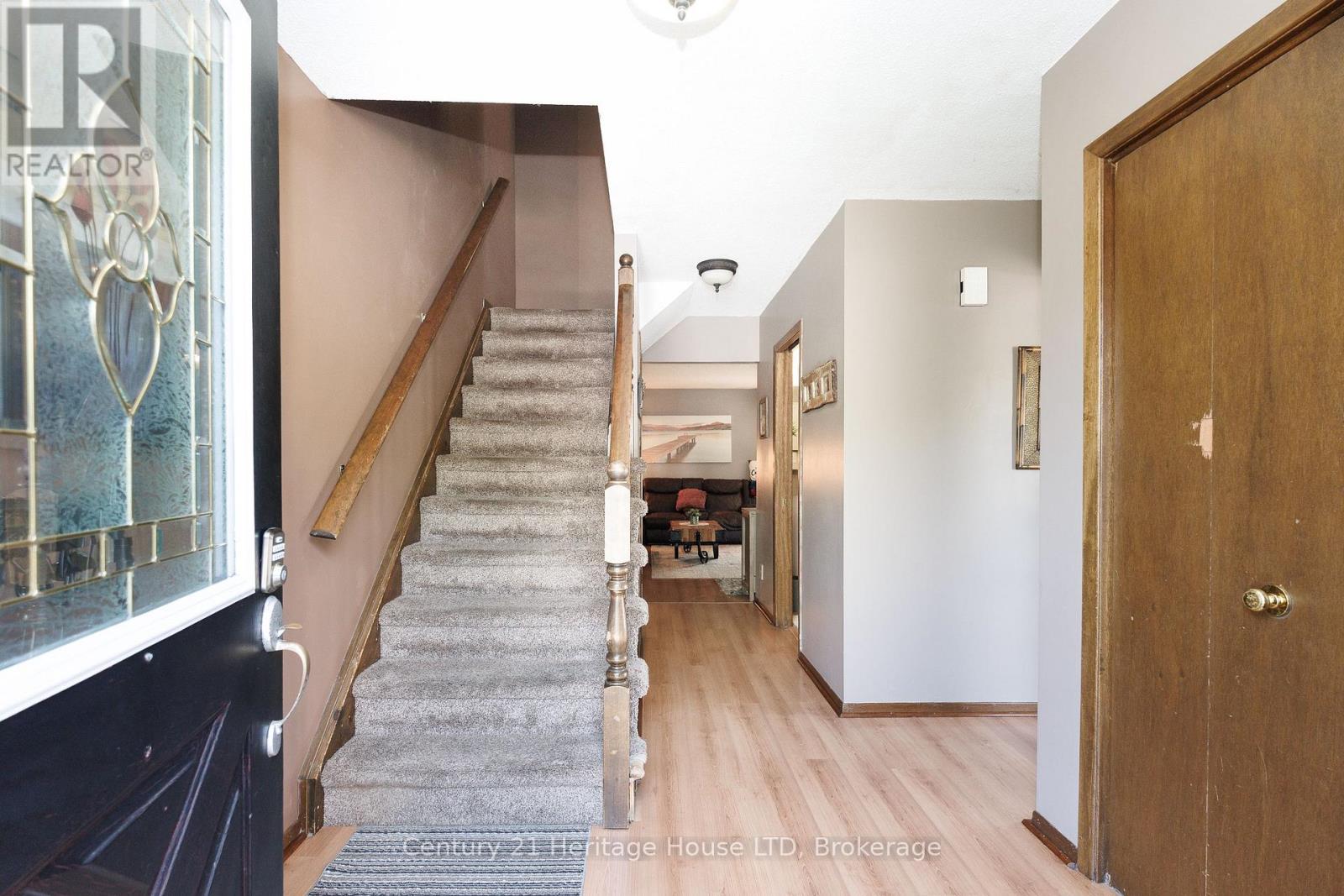 6477 MALIBU DRIVE - Image 14