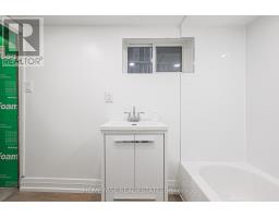 Lower - 81 Shields Avenue, Toronto, ON M5N2K3 Photo 7