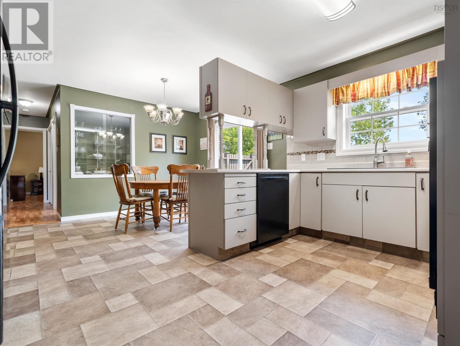 Property 20 of 49 of 86 Nita Drive