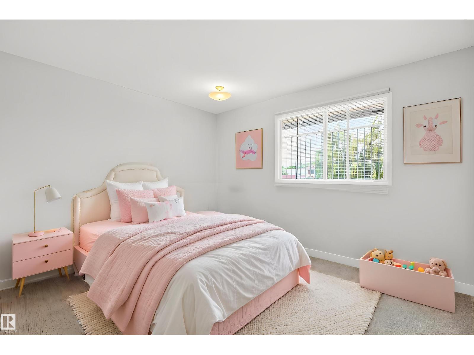 3205 104A Street NW - Photo 32