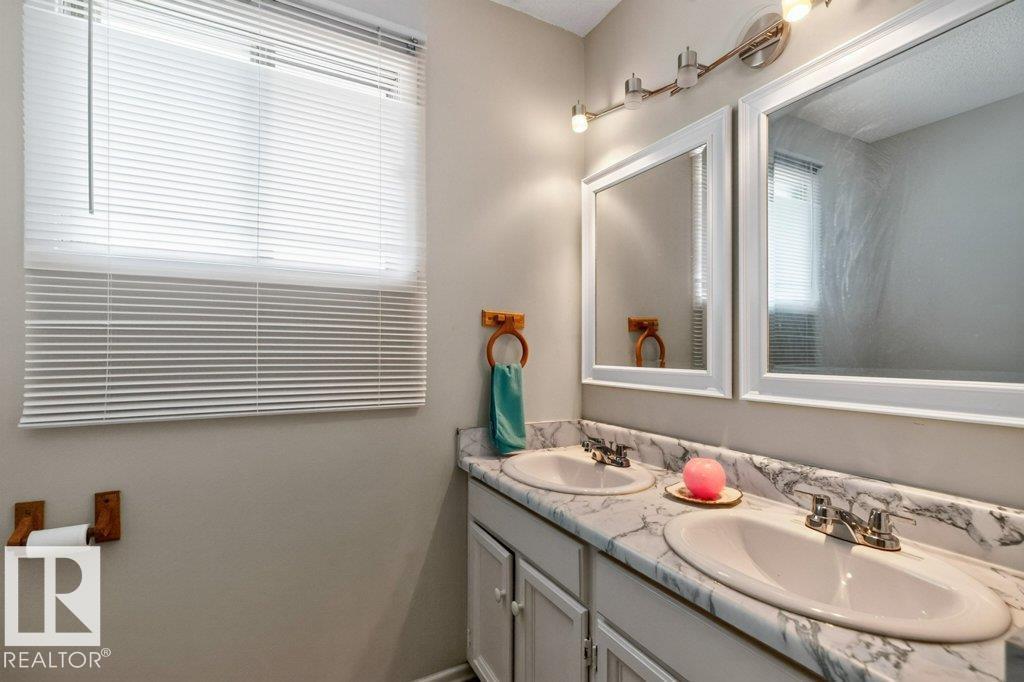 3205 104A Street NW - Photo 36