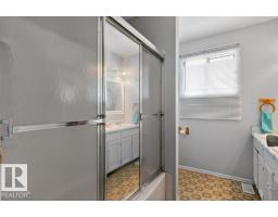 3205 104a St Nw, Edmonton, AB T6J4H7 Photo 35