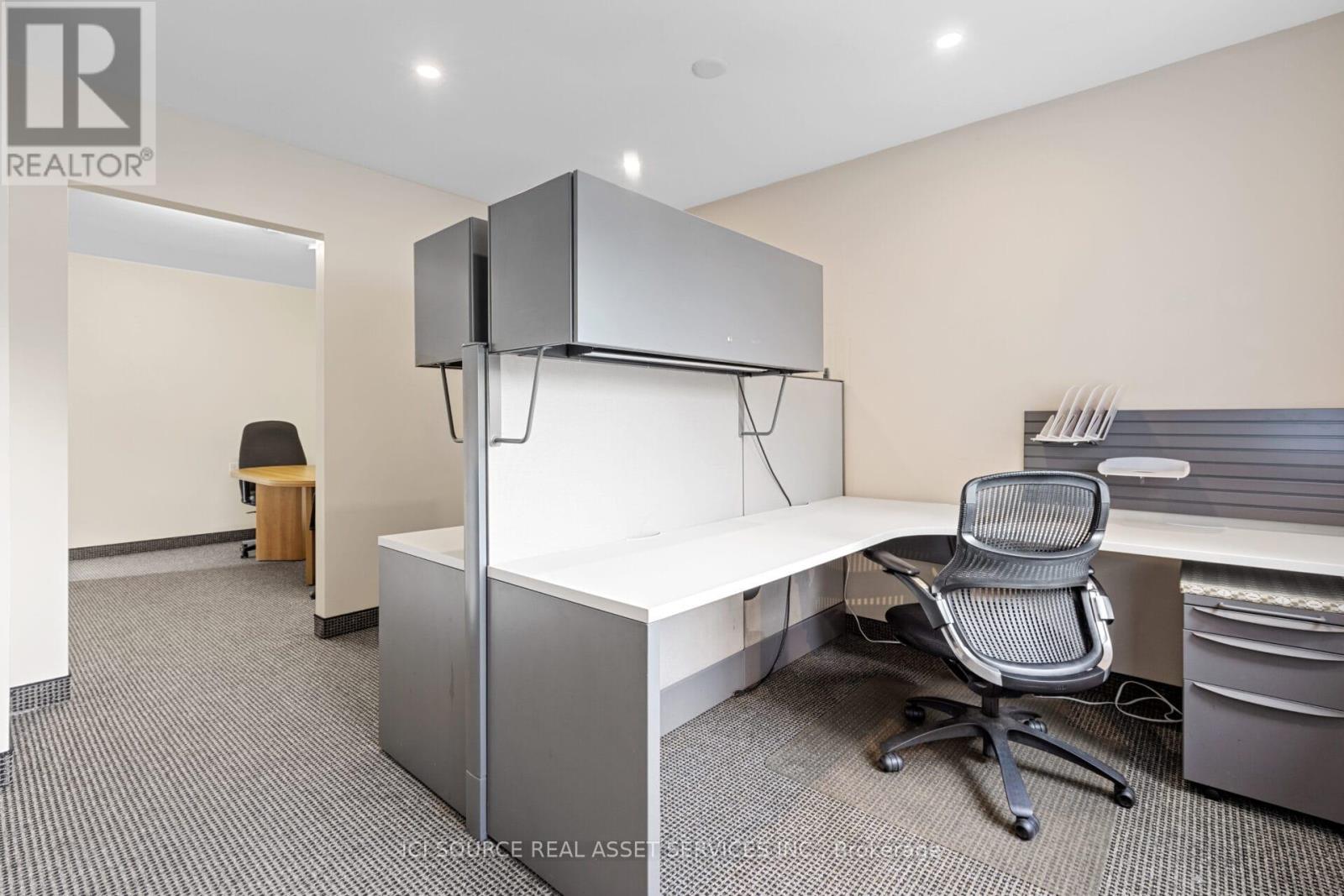 Office for Sale in Ottawa – 806 GREENBANK ROAD, Ottawa – MLS# X13648598 - Image 13