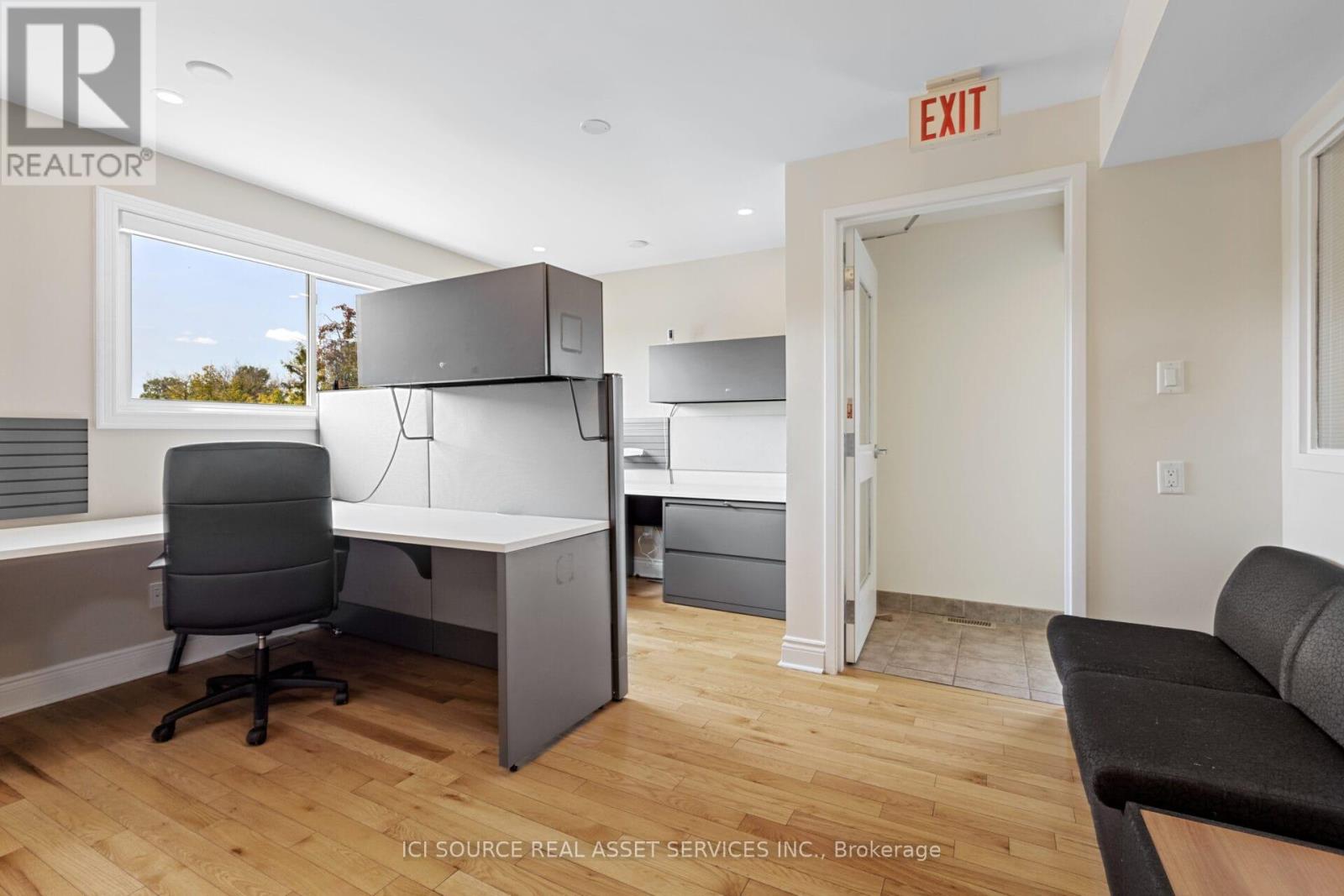 Office for Sale in Ottawa – 806 GREENBANK ROAD, Ottawa – MLS# X13648598 - Image 20