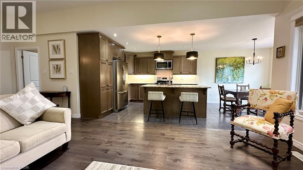 66 DRIFTWOOD Drive - 18